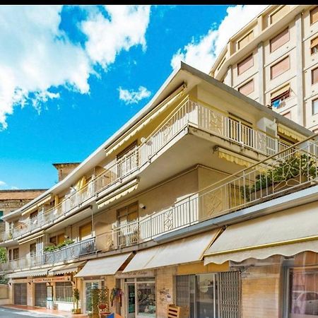 Casa Girasole Sanremo Centro Apartment Exterior photo
